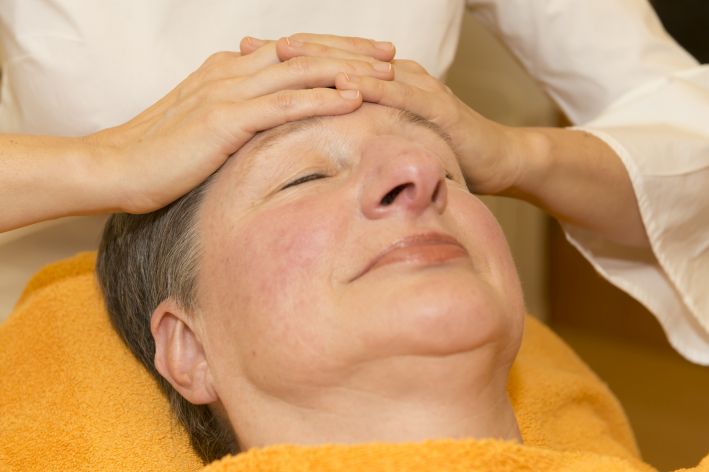 Behandlungen Kosmetik-insel