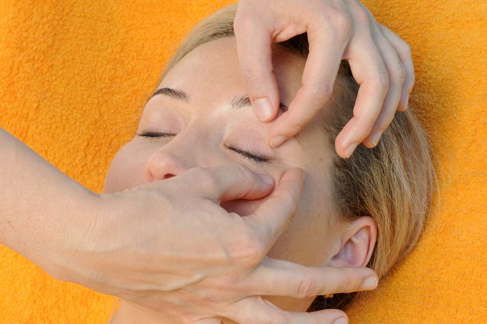 chiromassage Kosmetik-insel